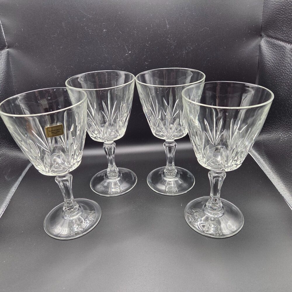 Crystal Cut Glass Wine Goblets - Clear (Set of 4)
